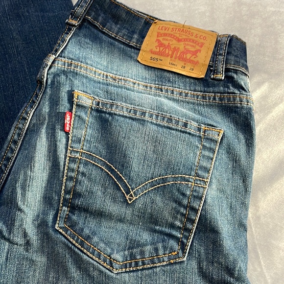 Levi’s 505 Regular Jeans - Picture 2 of 11